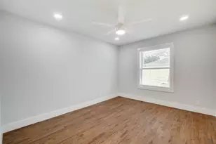 6449 Lontos Dr, Dallas, TX 75214 - Photo 10