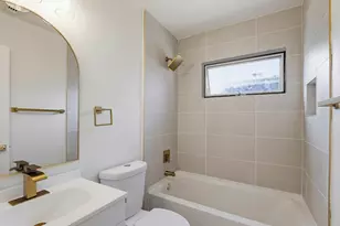 9745 Ash Creek Dr, Dallas, TX 75228 - Photo 20