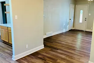 5433 Purington Ave, Fort Worth, TX 76112 - Photo 10