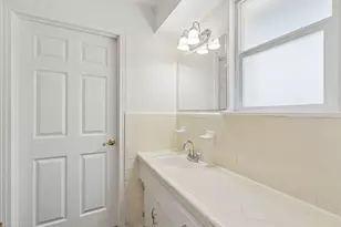 9028 Fringewood Dr, Dallas, TX 75228 - Photo 24