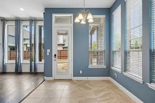 404 Warwick Blvd, Lewisville, TX 75056 - Photo 10