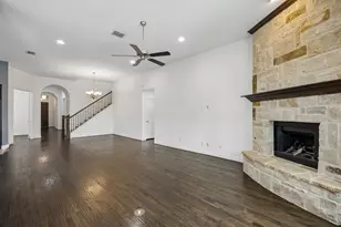 404 Warwick Blvd, Lewisville, TX 75056 - Photo 24