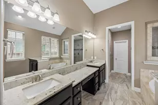 404 Warwick Blvd, Lewisville, TX 75056 - Photo 16