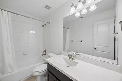 404 Warwick Boulevard, Lewisville, TX 75056 - Photo 20