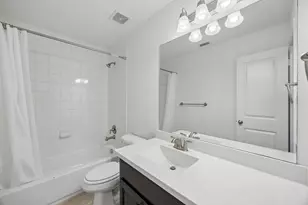 404 Warwick Blvd, Lewisville, TX 75056 - Photo 20