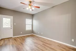 812 Walnut St, Burleson, TX 76028 - Photo 2
