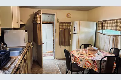 613 Hilltop Drive, Tool, TX 75143 - Photo 8