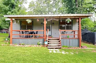 613 Hilltop Dr, Tool, TX 75143 - Photo 2