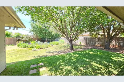 5324 Mission Circle, Granbury, TX 76049 - Photo 2