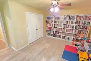 5324 Mission Cir, Granbury, TX 76049 - Photo 16