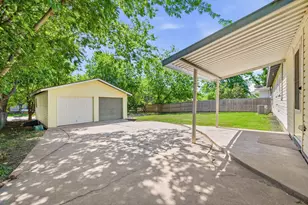 3608 Katrine St, Haltom City, TX 76117 - Photo 34