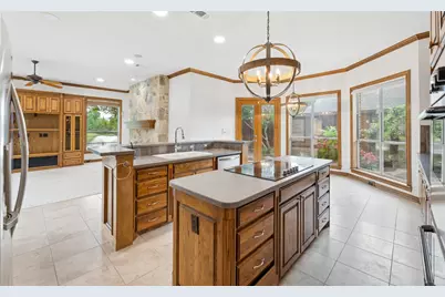 712 Castle Creek Drive, Coppell, TX 75019 - Photo 8