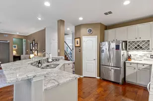 2406 Forest Park Cir, Mansfield, TX 76063 - Photo 2
