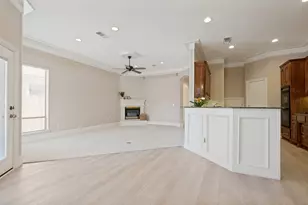 2409 Bedford Cir, Bedford, TX 76021 - Photo 10