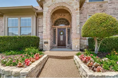 2409 Bedford Circle, Bedford, TX 76021 - Photo 2