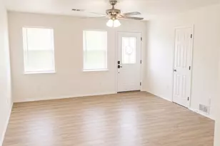 600 Pacific St E, Honey Grove, TX 75446 - Photo 4