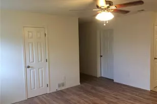 600 Pacific St E, Honey Grove, TX 75446 - Photo 4