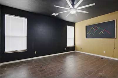 1429 Pepperidge Lane, Fort Worth, TX 76131 - Photo 14