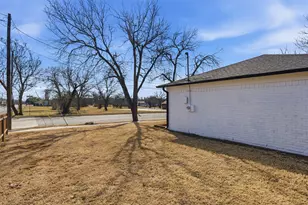 1200 N 5th St, Waco, TX 76707 - Photo 30