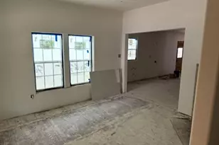 812 W 10th St, Bonham, TX 75418 - Photo 6