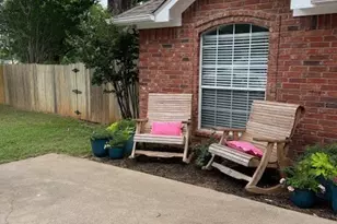 9020 Monticello Dr, Granbury, TX 76049 - Photo 2