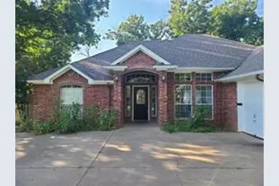 9020 Monticello Drive, Granbury, TX 76049 - Photo 2