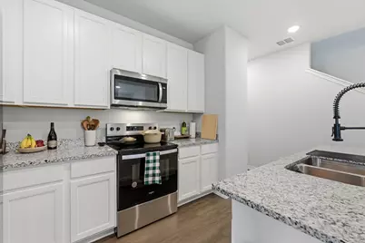 119 Lost Oak Drive, Cleburne, TX 76031 - Photo 6