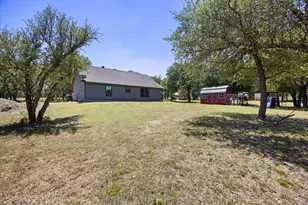 11740 Bakers Crossing Rd, Bluff Dale, TX 76433 - Photo 26