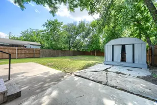 3033 Ballinger Dr, Garland, TX 75041 - Photo 18