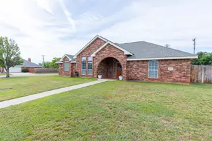 5445 Wagon Wheel Ave, Abilene, TX 79606 - Photo 2