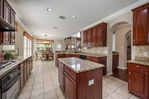 1501 Weathered Wood Ln, Garland, TX 75040 - Photo 10