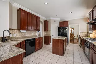 1501 Weathered Wood Ln, Garland, TX 75040 - Photo 8