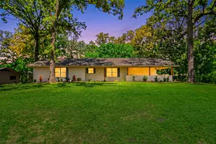 108 Mockingbird St, Mt Pleasant, TX 75455 - Photo 4