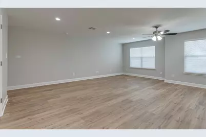 601 Casa Linda Drive, Ennis, TX 75119 - Photo 16