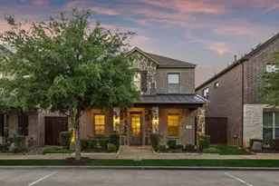 2232 Royal Crescent Dr N, Flower Mound, TX 75028 - Photo 2