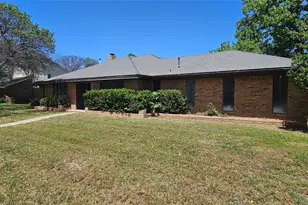 2550 Meadow Lake Dr, Abilene, TX 79606 - Photo 4
