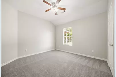 2206 Spikes Street, Grand Prairie, TX 75051 - Photo 18