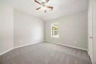2206 Spikes St, Grand Prairie, TX 75051 - Photo 18