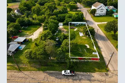 1524 Webster Avenue, Waco, TX 76706 - Photo 1