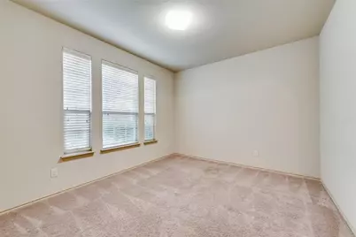 15825 Carlton Oaks Drive, Fort Worth, TX 76177 - Photo 4