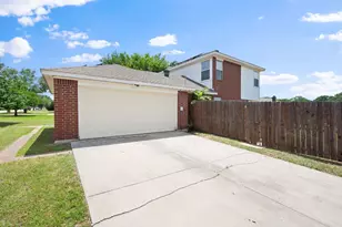 633 Madeline Ct, Azle, TX 76020 - Photo 28