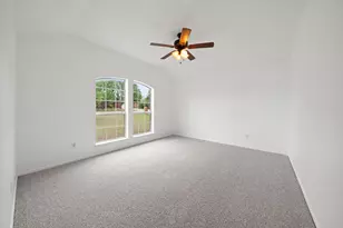 633 Madeline Ct, Azle, TX 76020 - Photo 20