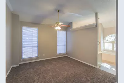 311 Riverwalk Lane, Irving, TX 75063 - Photo 8