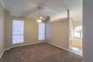 311 Riverwalk Ln, Irving, TX 75063 - Photo 8