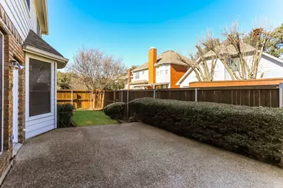 311 Riverwalk Lane, Irving, TX 75063 - Photo 14