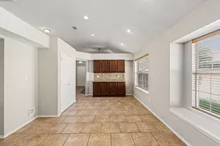 10761 Castle Dr, Frisco, TX 75035 - Photo 4