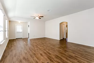 239 Thoroughbred Street, Waxahachie, TX 75165 - Photo 12