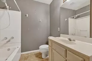 988 N Clinton St, Stephenville, TX 76401 - Photo 10