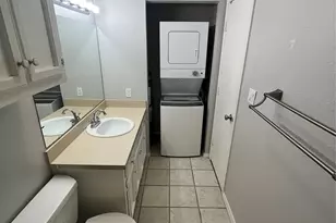 906 N Austin St, Denton, TX 76201 - Photo 14