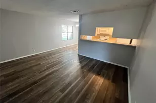 906 N Austin St, Denton, TX 76201 - Photo 6